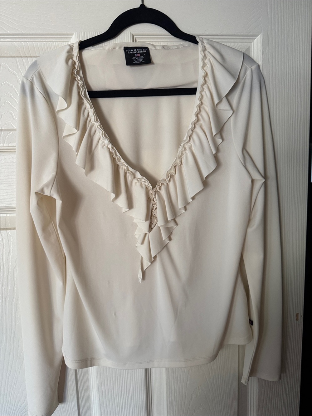 Elegant Cream Ruffle V-Neck Long Sleeve Top